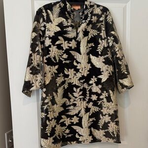 Solelia Black and Gold dress